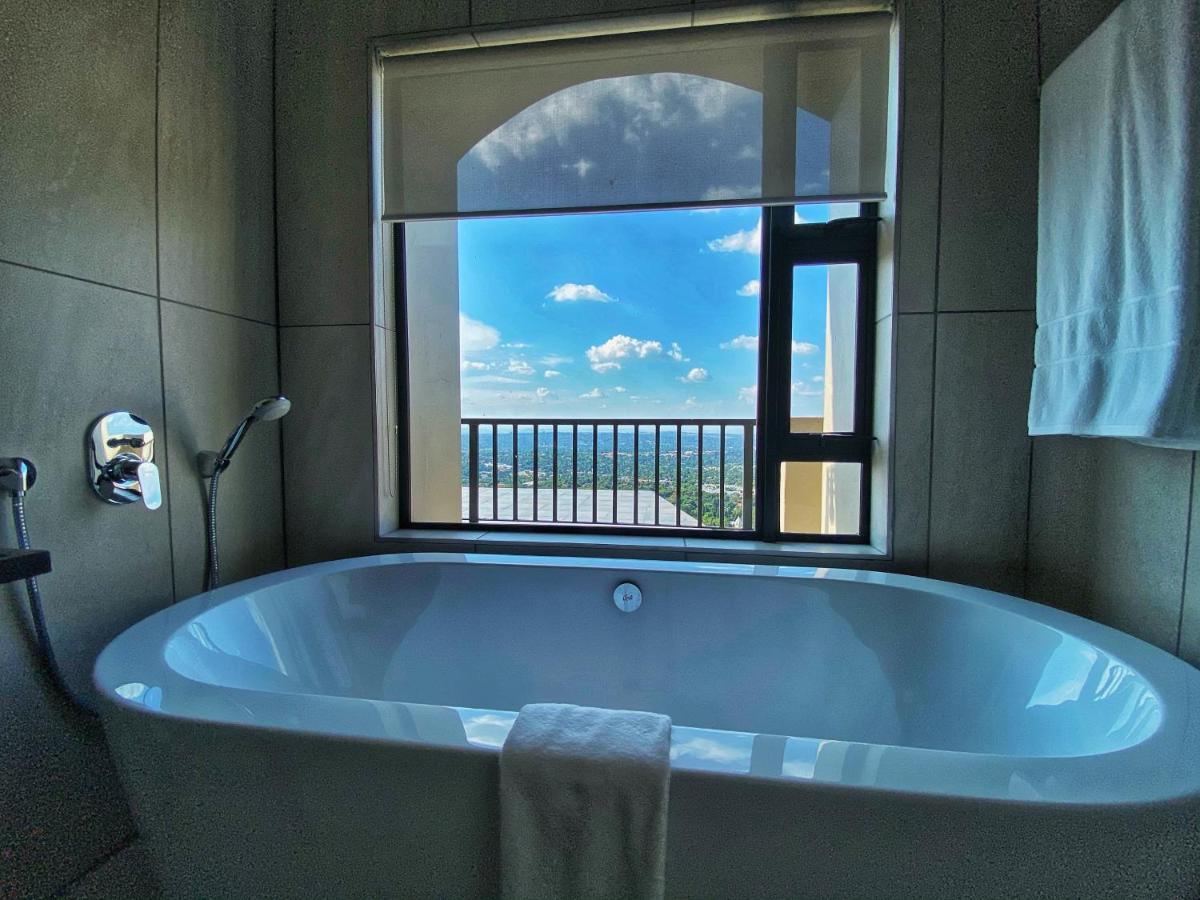 The Northcliff Boutique Hotel โจฮันเนสเบิร์ก ภายนอก รูปภาพ
